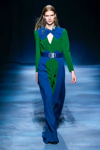 Look 39